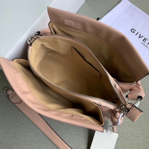 Cheap Givenchy AAA Quality Handbags For Women #1021156 Replica Wholesale [$240.00 USD] [ITEM#1021156] on Replica Givenchy AAA Quality Handbags