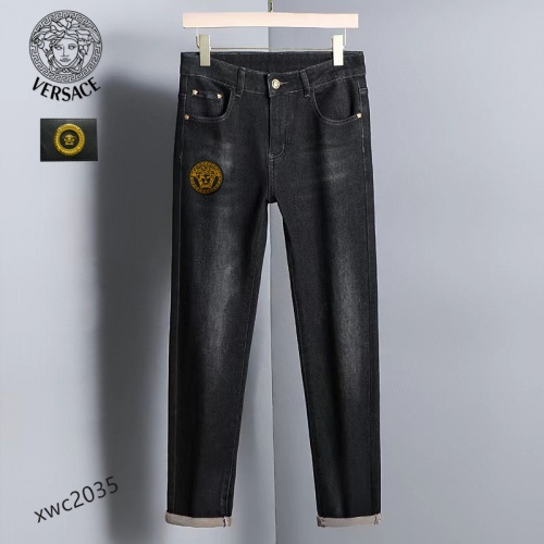 Cheap Versace Jeans For Men #1024372 Replica Wholesale [$48.00 USD] [ITEM#1024372] on Replica Versace Jeans
