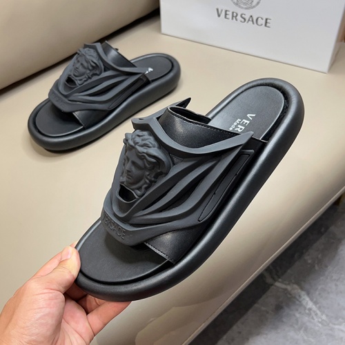 Cheap Versace Slippers For Men #1024850 Replica Wholesale [$45.00 USD] [ITEM#1024850] on Replica Versace Slippers