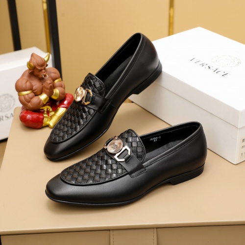 Cheap Versace Leather Shoes For Men #1026903 Replica Wholesale [$80.00 USD] [ITEM#1026903] on Replica Versace Leather Shoes