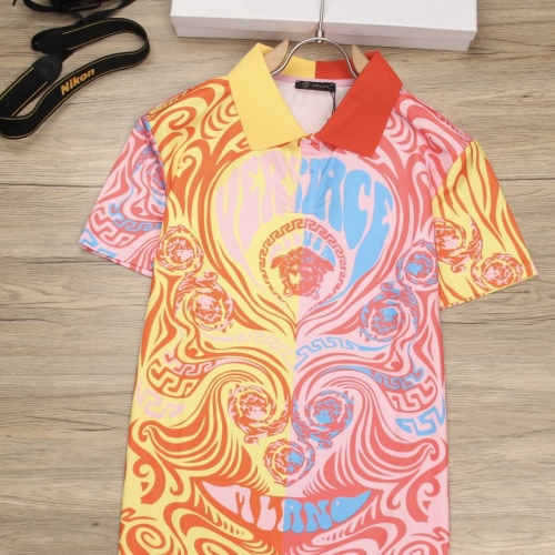 Cheap Versace T-Shirts Short Sleeved For Men #1027499 Replica Wholesale [$40.00 USD] [ITEM#1027499] on Replica Versace T-Shirts