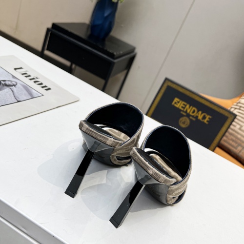 Cheap Versace Sandal For Women #1027544 Replica Wholesale [$88.00 USD] [ITEM#1027544] on Replica Versace Sandal