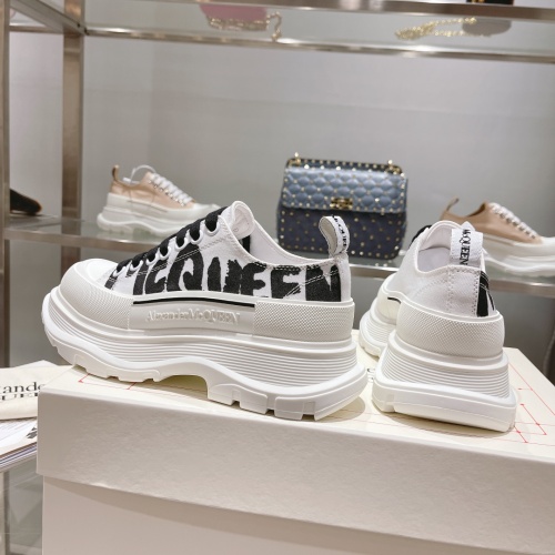 Cheap Alexander McQueen Shoes For Men #1028679 Replica Wholesale [$100.00 USD] [ITEM#1028679] on Replica Alexander McQueen Casual Shoes