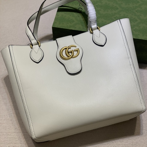 Gucci AAA Quality Handbags For Women #1028737