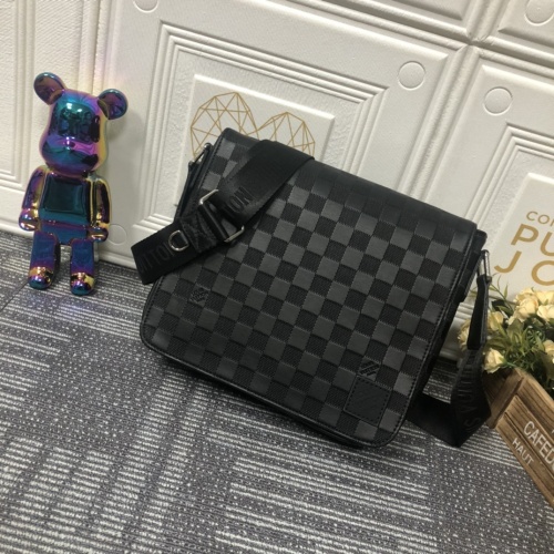 Cheap Louis Vuitton AAA Man Messenger Bags #1028915 Replica Wholesale [$68.00 USD] [ITEM#1028915] on Replica Louis Vuitton AAA Man Messenger Bags