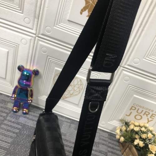 Cheap Louis Vuitton AAA Man Messenger Bags #1028915 Replica Wholesale [$68.00 USD] [ITEM#1028915] on Replica Louis Vuitton AAA Man Messenger Bags