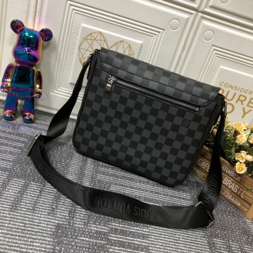 Cheap Louis Vuitton AAA Man Messenger Bags #1028916 Replica Wholesale [$68.00 USD] [ITEM#1028916] on Replica Louis Vuitton AAA Man Messenger Bags