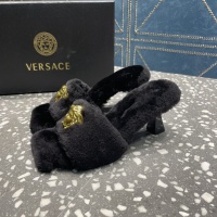 Versace Slippers For Women #1019089