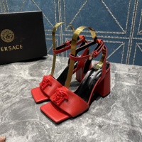 Versace Sandal For Women #1019103