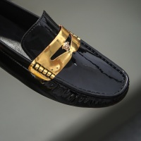 Cheap Versace Leather Shoes For Men #1021148 Replica Wholesale [$68.00 USD] [ITEM#1021148] on Replica Versace Leather Shoes