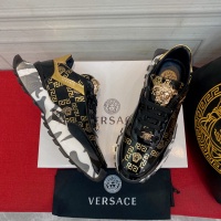Versace Casual Shoes For Men #1025169