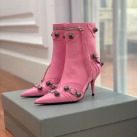 Balenciaga Boots For Women #1025329