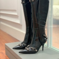 Balenciaga Boots For Women #1025342