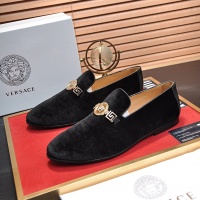 Versace Leather Shoes For Men #1026985