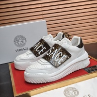 Versace Casual Shoes For Men #1028805