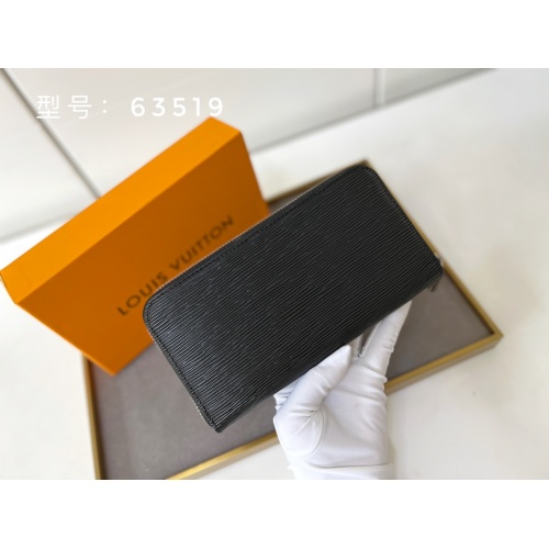 Cheap Louis Vuitton LV Wallets #1034766 Replica Wholesale [$40.00 USD] [ITEM#1034766] on Replica Louis Vuitton LV Wallets