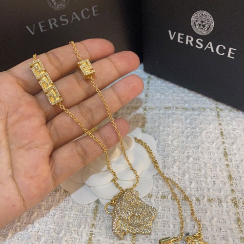 Cheap Versace Necklace #1037070 Replica Wholesale [$34.00 USD] [ITEM#1037070] on Replica Versace Necklaces