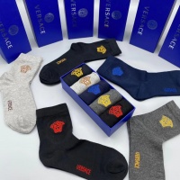 Cheap Versace Socks #1035542 Replica Wholesale [$27.00 USD] [ITEM#1035542] on Replica Versace Socks