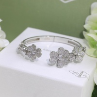Van Cleef & Arpels Bracelet For Women #1037171