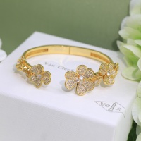 Van Cleef & Arpels Bracelet For Women #1037172