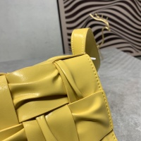 Cheap Bottega Veneta BV AAA Quality Messenger Bags For Women #1038644 Replica Wholesale [$102.00 USD] [ITEM#1038644] on Replica Bottega Veneta BV AAA Quality Messenger Bags