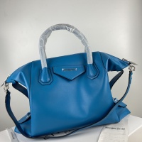 Givenchy AAA Quality Handbags For Women #1038862