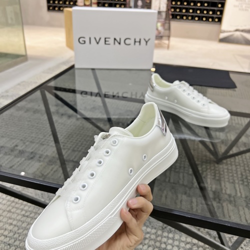 Cheap Givenchy Casual Shoes For Men #1042472 Replica Wholesale [$72.00 USD] [ITEM#1042472] on Replica Givenchy Casual Shoes