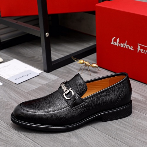 Cheap Salvatore Ferragamo Leather Shoes For Men #1042494 Replica Wholesale [$82.00 USD] [ITEM#1042494] on Replica Salvatore Ferragamo Leather Shoes