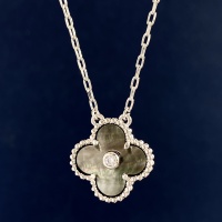 Van Cleef & Arpels Necklaces For Women #1039648