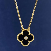 Cheap Van Cleef &amp; Arpels Necklaces For Women #1039675 Replica Wholesale [$27.00 USD] [ITEM#1039675] on Replica Van Cleef &amp; Arpels Necklaces