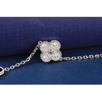 Cheap Van Cleef &amp; Arpels Necklaces For Women #1041126 Replica Wholesale [$76.00 USD] [ITEM#1041126] on Replica Van Cleef &amp; Arpels Necklaces