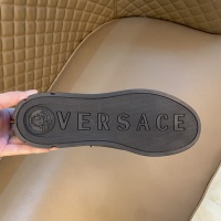 Cheap Versace High Tops Shoes For Men #1041811 Replica Wholesale [$76.00 USD] [ITEM#1041811] on Replica Versace High Tops Shoes