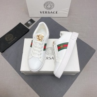 Versace Casual Shoes For Men #1042904