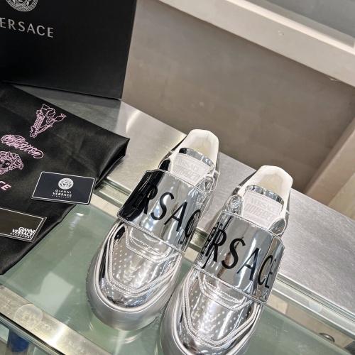 Cheap Versace Casual Shoes For Men #1043410 Replica Wholesale [$108.00 USD] [ITEM#1043410] on Replica Versace Casual Shoes