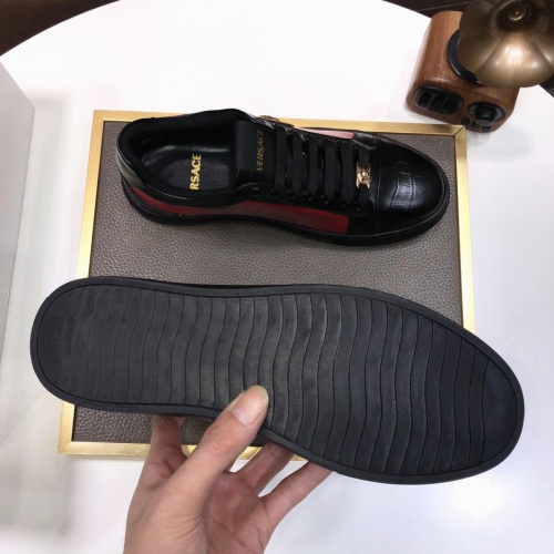 Cheap Versace Casual Shoes For Men #1045102 Replica Wholesale [$80.00 USD] [ITEM#1045102] on Replica Versace Casual Shoes