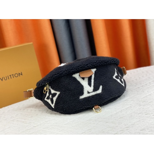 Cheap Louis Vuitton LV AAA Quality Belt Bags For Women #1045984 Replica Wholesale [$64.00 USD] [ITEM#1045984] on Replica Louis Vuitton LV AAA Quality Belt Bags