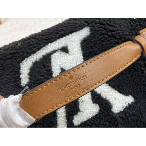 Cheap Louis Vuitton LV AAA Quality Belt Bags For Women #1045984 Replica Wholesale [$64.00 USD] [ITEM#1045984] on Replica Louis Vuitton LV AAA Quality Belt Bags