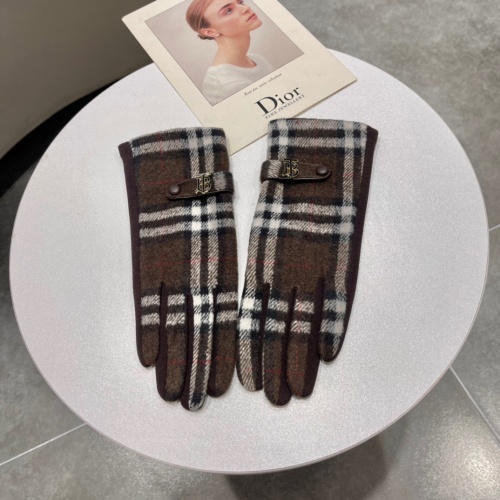 Cheap Burberry Gloves For Women #1046994 Replica Wholesale [$38.00 USD] [ITEM#1046994] on Replica Burberry Gloves