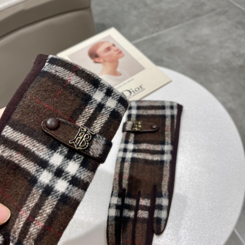 Cheap Burberry Gloves For Women #1046994 Replica Wholesale [$38.00 USD] [ITEM#1046994] on Replica Burberry Gloves
