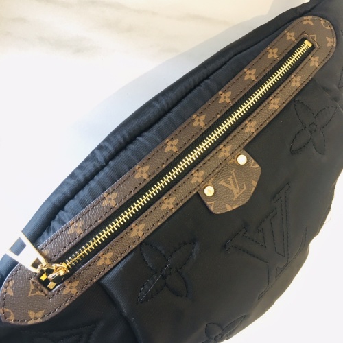 Cheap Louis Vuitton LV AAA Quality Belt Bags For Women #1048200 Replica Wholesale [$64.00 USD] [ITEM#1048200] on Replica Louis Vuitton LV AAA Quality Belt Bags