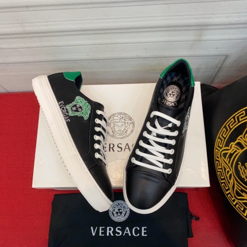 Cheap Versace Casual Shoes For Men #1049698 Replica Wholesale [$76.00 USD] [ITEM#1049698] on Replica Versace Casual Shoes