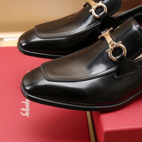 Cheap Salvatore Ferragamo Leather Shoes For Men #1050152 Replica Wholesale [$125.00 USD] [ITEM#1050152] on Replica Salvatore Ferragamo Leather Shoes