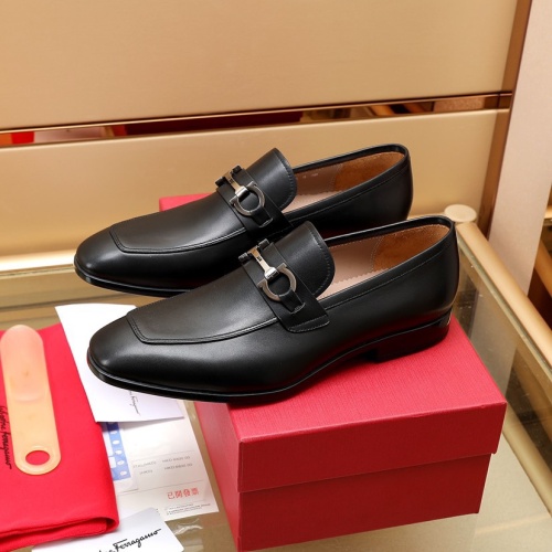 Cheap Salvatore Ferragamo Leather Shoes For Men #1050156 Replica Wholesale [$125.00 USD] [ITEM#1050156] on Replica Salvatore Ferragamo Leather Shoes