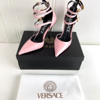 Cheap Versace Sandal For Women #1043722 Replica Wholesale [$130.00 USD] [ITEM#1043722] on Replica Versace Sandal