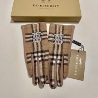 Burberry Gloves #1044844