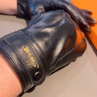 Cheap Hermes Gloves For Men #1044857 Replica Wholesale [$56.00 USD] [ITEM#1044857] on Replica Hermes Gloves
