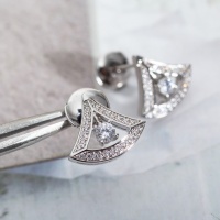 Cheap Bvlgari Earrings For Women #1046272 Replica Wholesale [$34.00 USD] [ITEM#1046272] on Replica Bvlgari Earrings