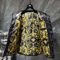 Cheap Versace Down Feather Coat Long Sleeved For Men #1046634 Replica Wholesale [$122.00 USD] [ITEM#1046634] on Replica Versace Down Coat