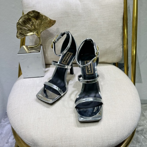Cheap Versace Sandal For Women #1051100 Replica Wholesale [$108.00 USD] [ITEM#1051100] on Replica Versace Sandal