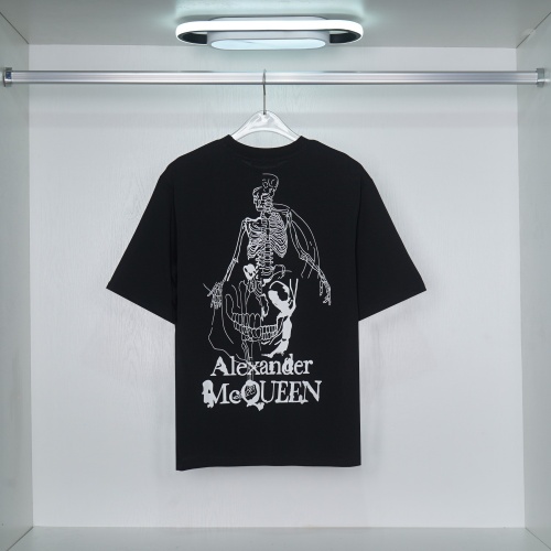 Cheap Alexander McQueen T-shirts Short Sleeved For Unisex #1051852 Replica Wholesale [$27.00 USD] [ITEM#1051852] on Replica Alexander McQueen T-shirts